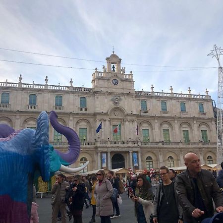 Sicily Wonderful Piazza Universita' Villa Katanya Dış mekan fotoğraf