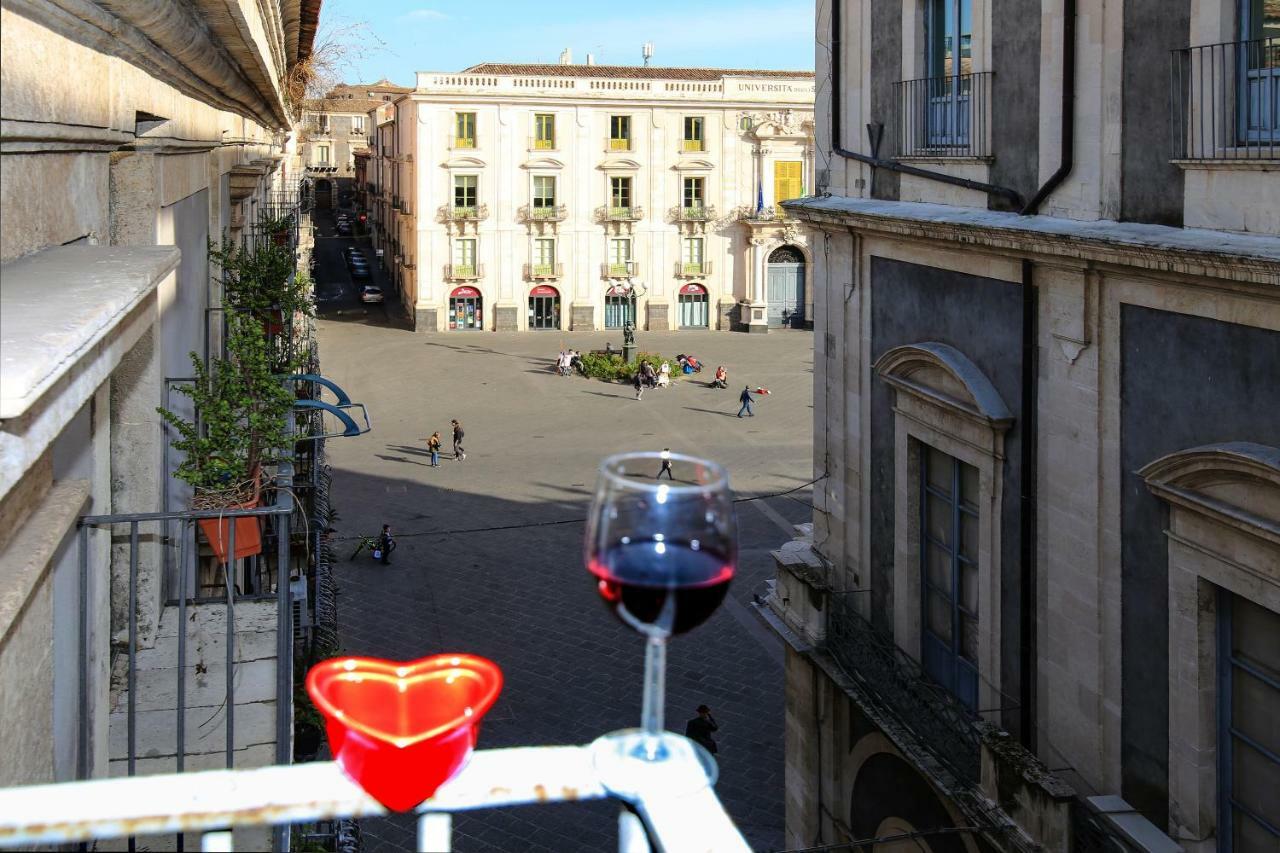 Sicily Wonderful Piazza Universita' Villa Katanya Dış mekan fotoğraf