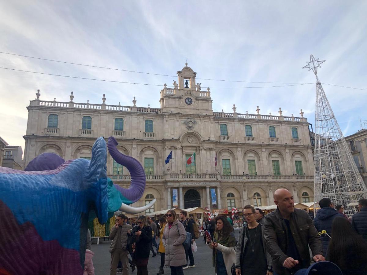 Sicily Wonderful Piazza Universita' Villa Katanya Dış mekan fotoğraf